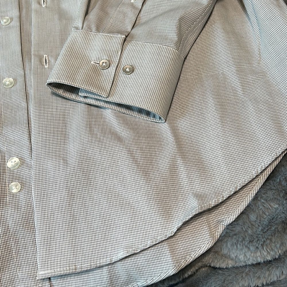 Calvin Klein Button-Down Shirt - Picture 3 of 11